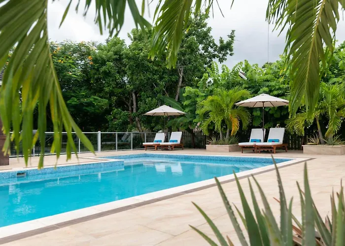 Modern 4br Hillside Pool & Club Access Villa Montego Bay
